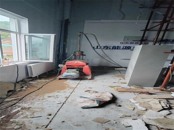 滴道地基基础下沉墙体裂缝加固注浆顶升施工